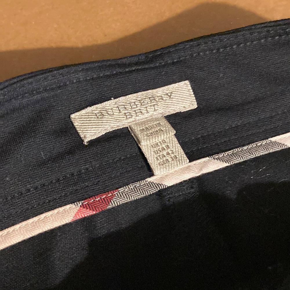 Burberry authentic skirt black size 10